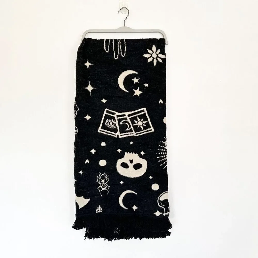 Docofil Halloween Spooky Evil Eye Tarot Selene Goddess Lunar Moon Stars Fringe T